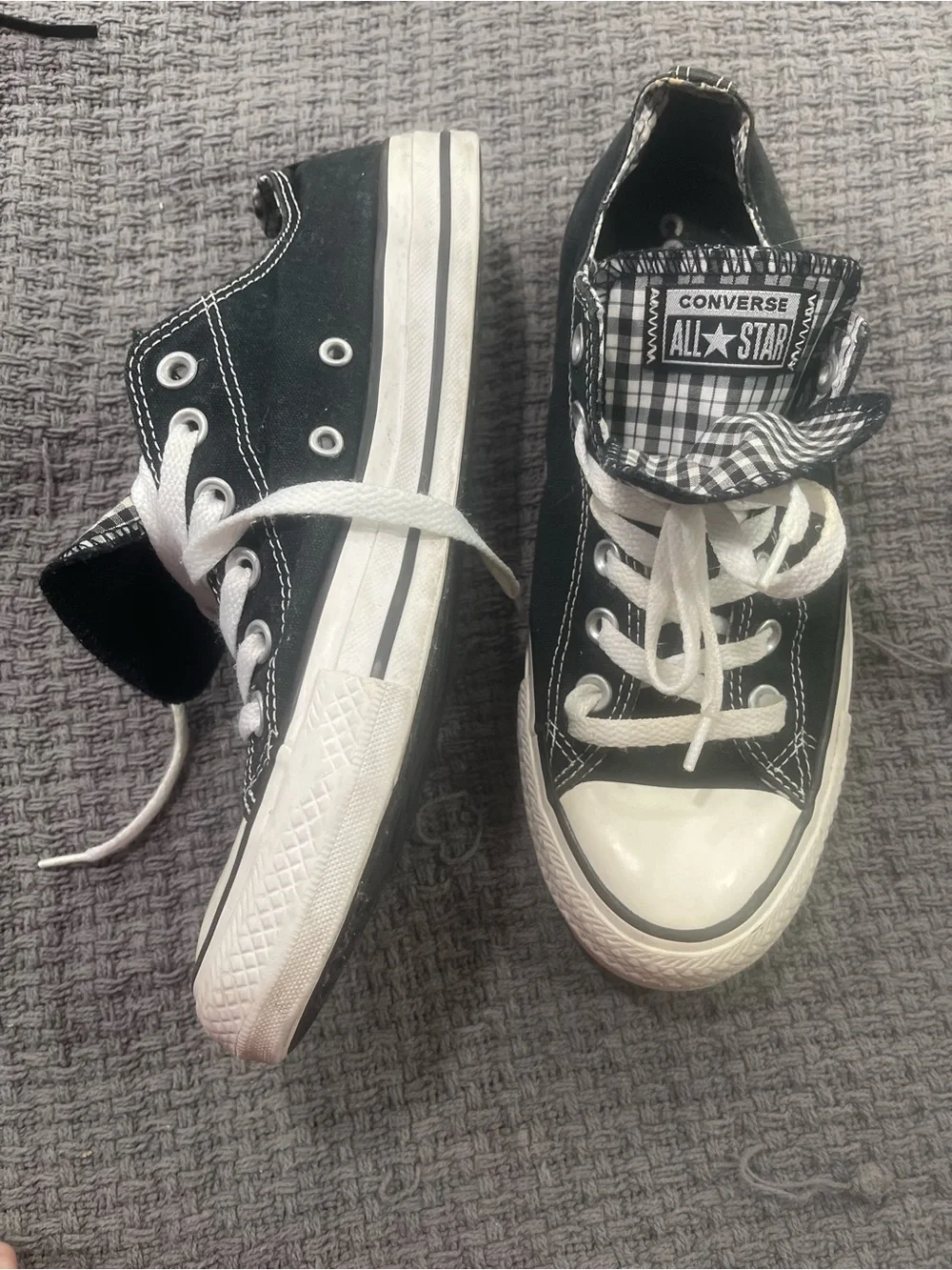 Converse All Star women’s black checkered  Canvas Low-Top Sneakers - Picture 2 of 9